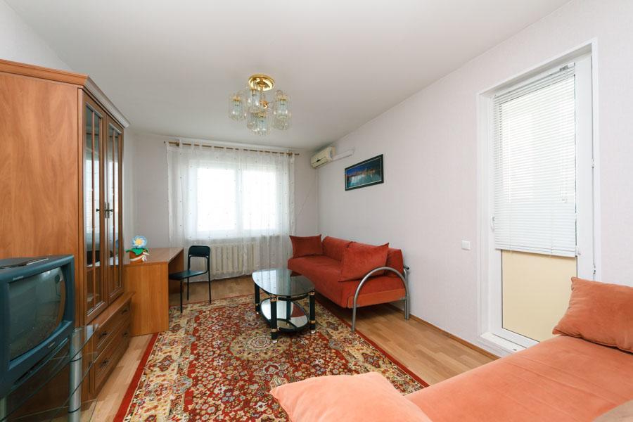 On Grygorenko Street Apartment
